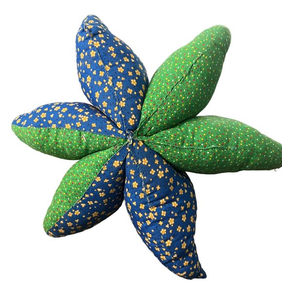 Handmade Vintage Stuffed Fabric Christmas Tree - Picture 5 of 6